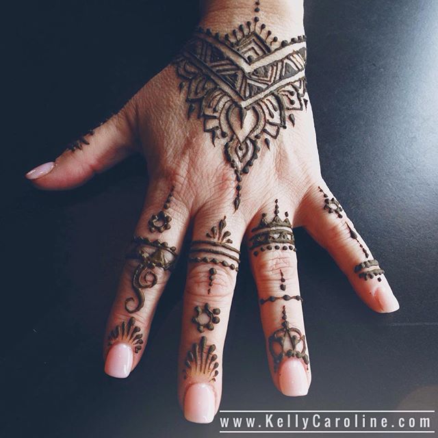 henna | Kelly Caroline